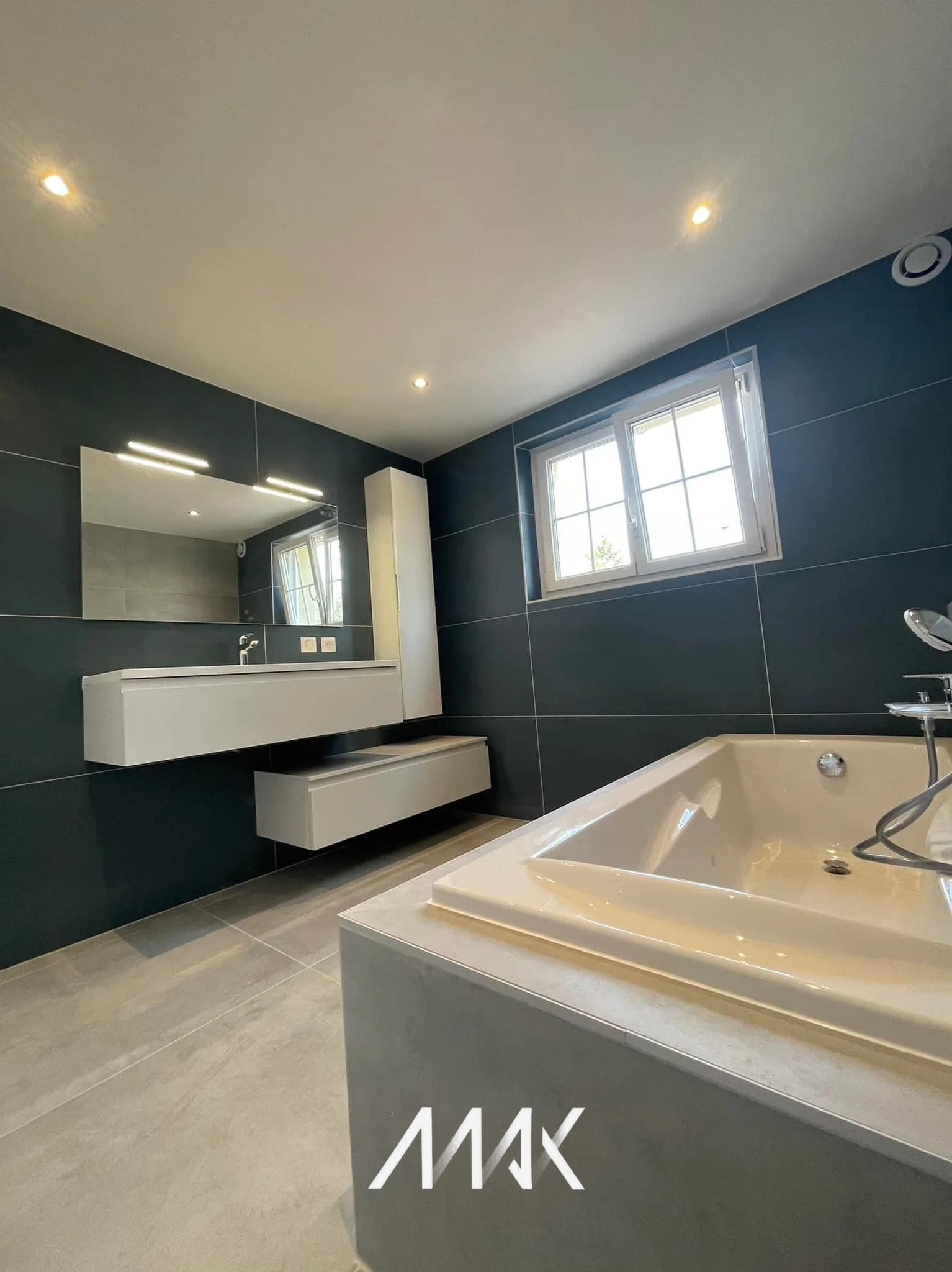 Carrelage salle de bain moderne